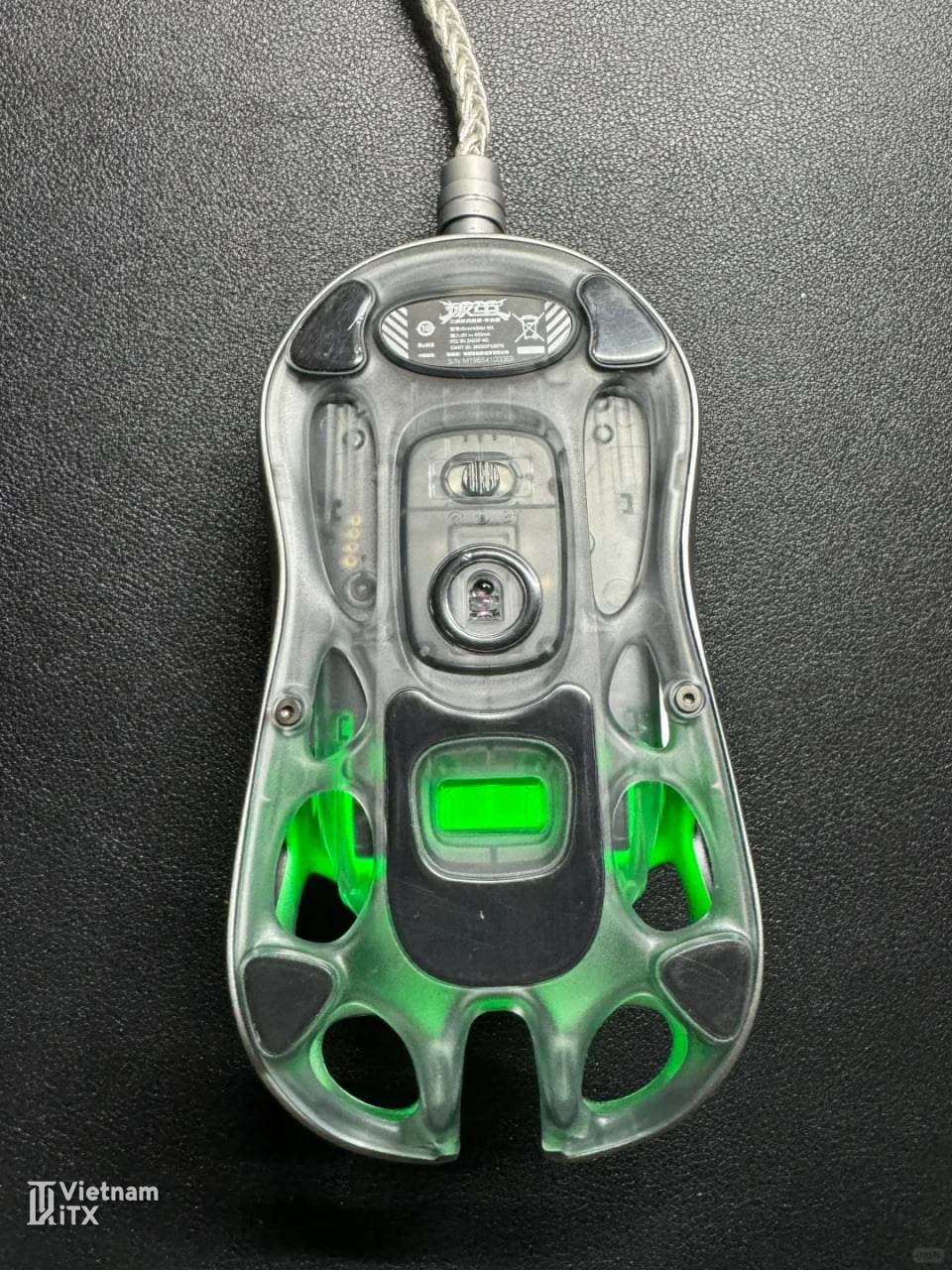 Trên tay chuột không dây Gaming Gravastar Mercury Pro M1 Wireless Gaming Mouse (9).jpg